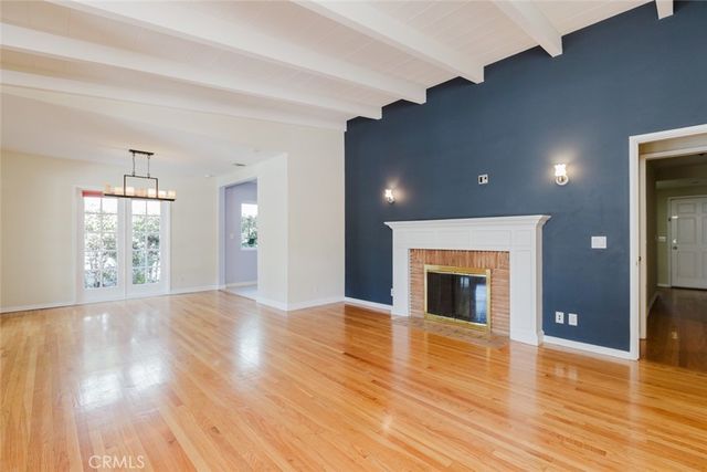 12832 Kling Street, Studio City, CA 91604