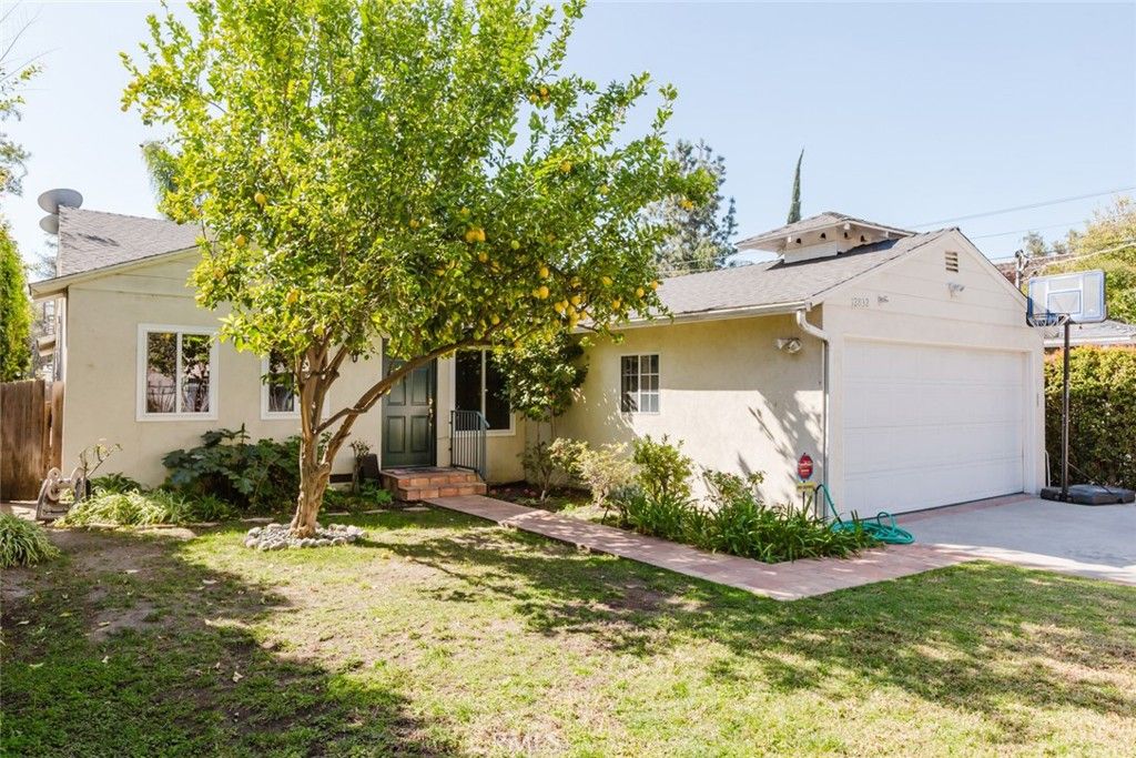 12832 Kling Street, Studio City, CA 91604