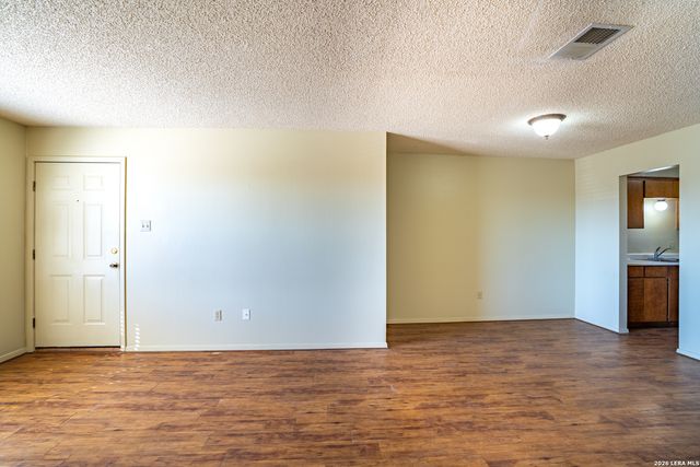 112 Blue Ridge, Comfort, TX 78013