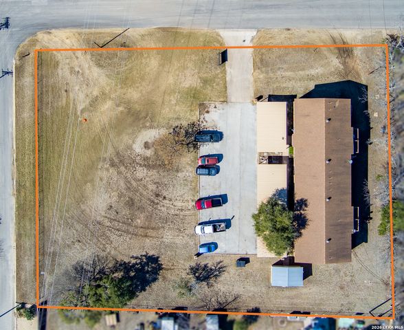 112 Blue Ridge, Comfort, TX 78013