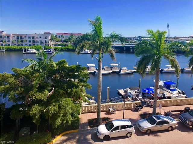 451 Bayfront PL 5311, Naples, FL 34102