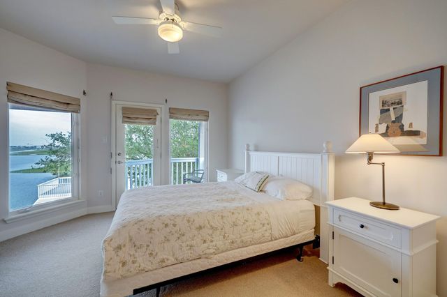 13243 Binnacle Way, Galveston, TX 77554