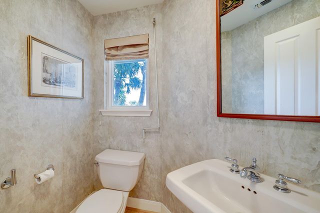 13243 Binnacle Way, Galveston, TX 77554