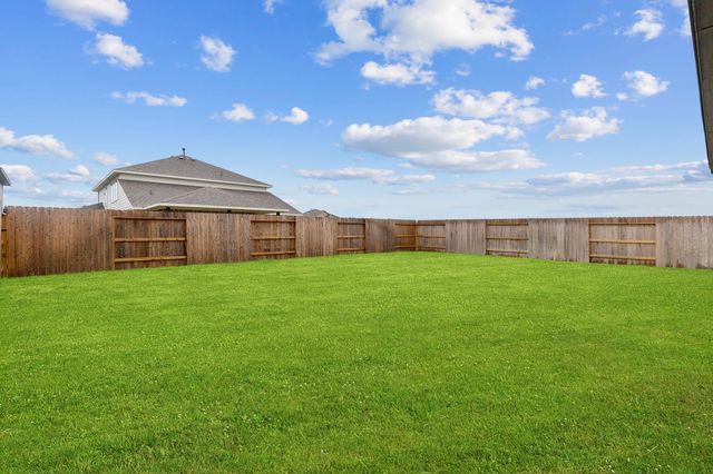 626 Escondido Drive, Dayton, TX 77535