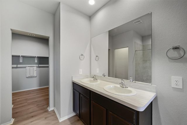 16524 Cascading Pines Ct, Conroe, TX 77302