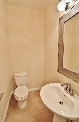 110 White Oak Lane, Red Oak, TX 75154
