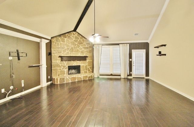 110 White Oak Lane, Red Oak, TX 75154