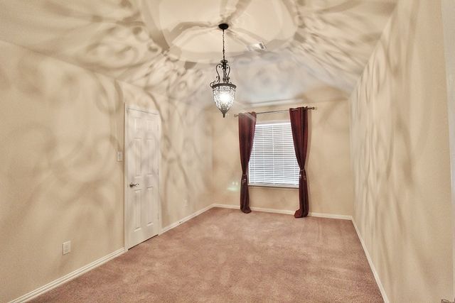110 White Oak Lane, Red Oak, TX 75154