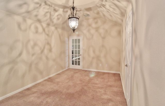110 White Oak Lane, Red Oak, TX 75154