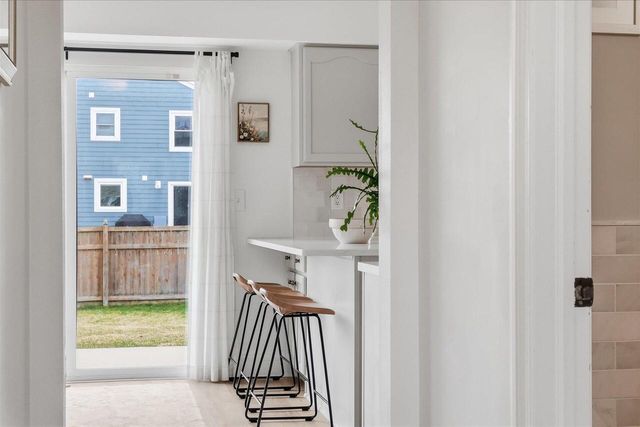 116 N Weiss WAY, Saukville, WI 53080