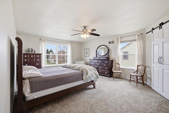 116 N Weiss WAY, Saukville, WI 53080