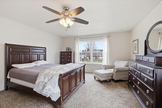 116 N Weiss WAY, Saukville, WI 53080