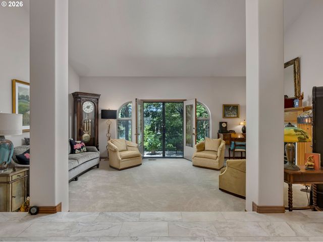1631 Nw LACAMAS Dr, Camas, WA 98607