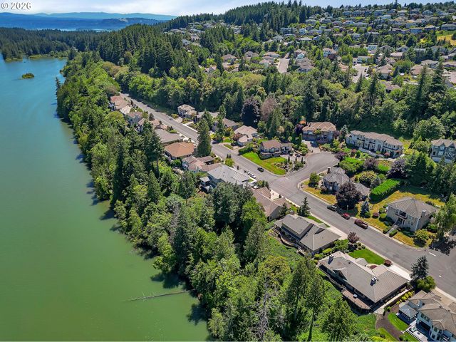 1631 Nw LACAMAS Dr, Camas, WA 98607