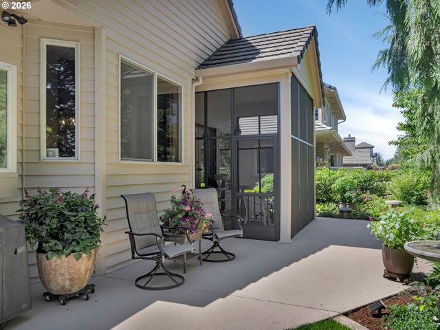 1631 Nw LACAMAS Dr, Camas, WA 98607