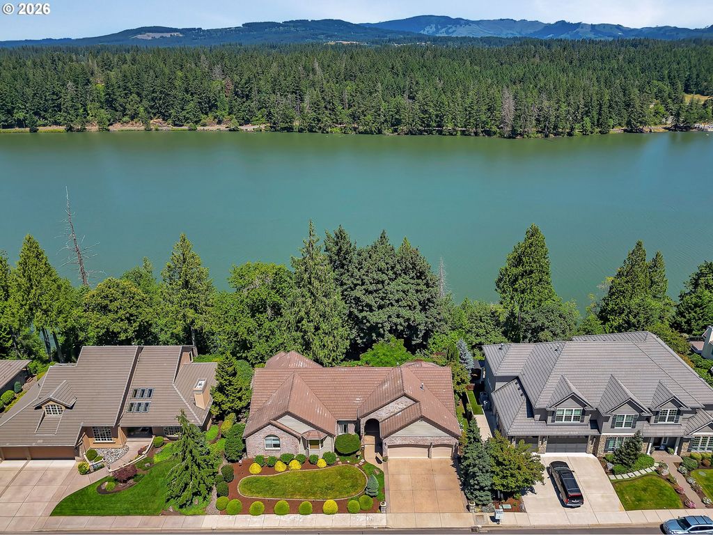 1631 Nw LACAMAS Dr, Camas, WA 98607