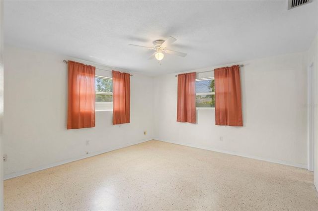 921 LEMON ROAD, South Daytona, FL 32119