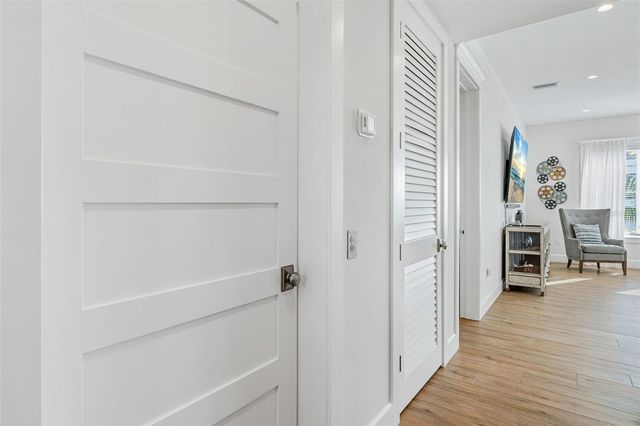 436 S POLK DRIVE, Sarasota, FL 34236