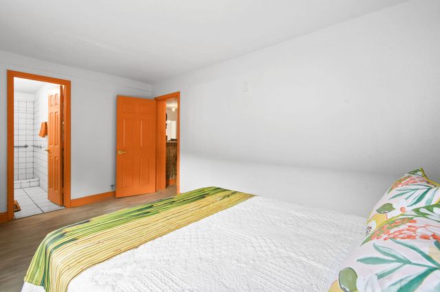 943 Charles Street, West Palm Beach, FL 33401