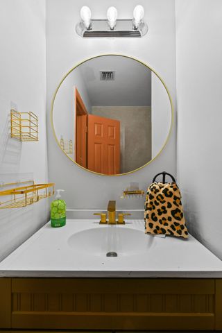 943 Charles Street, West Palm Beach, FL 33401