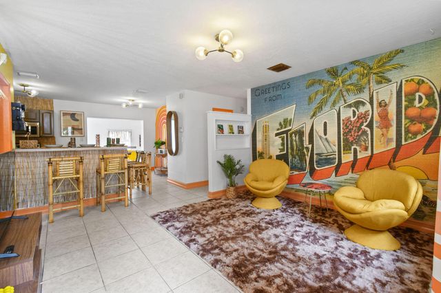 943 Charles Street, West Palm Beach, FL 33401