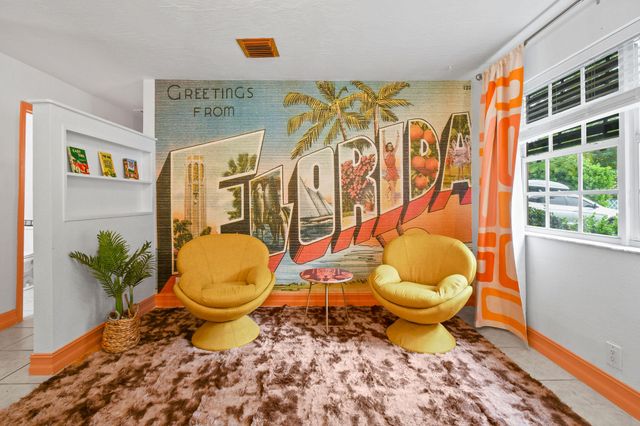 943 Charles Street, West Palm Beach, FL 33401