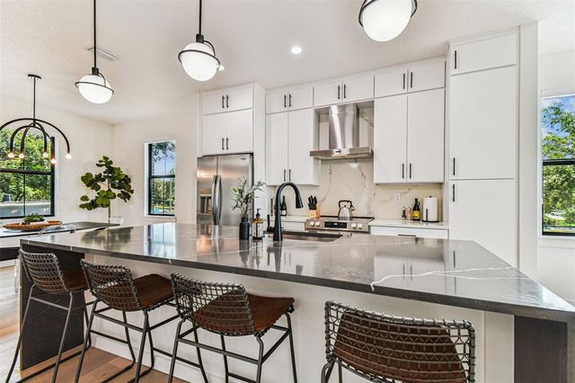 1218 E KAY STREET 16, Tampa, FL 33602