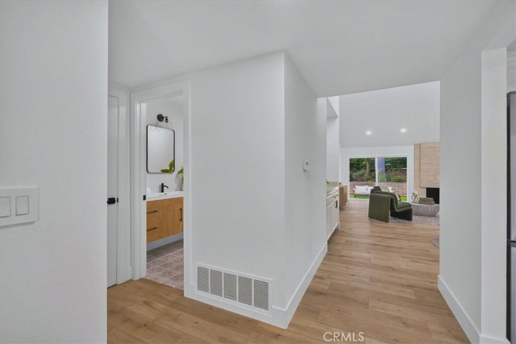 27 Dogwood S, Irvine, CA 92612 — photo 4
