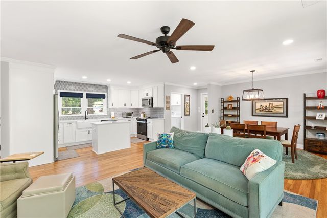 209 Manley Drive, Clemson, SC 29631
