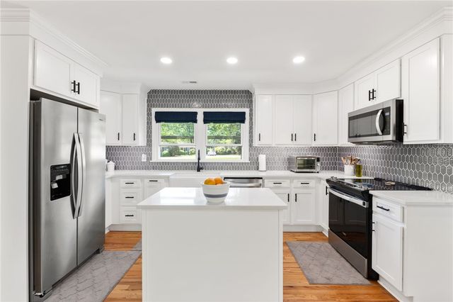 209 Manley Drive, Clemson, SC 29631