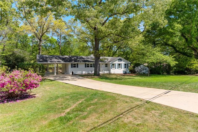 209 Manley Drive, Clemson, SC 29631