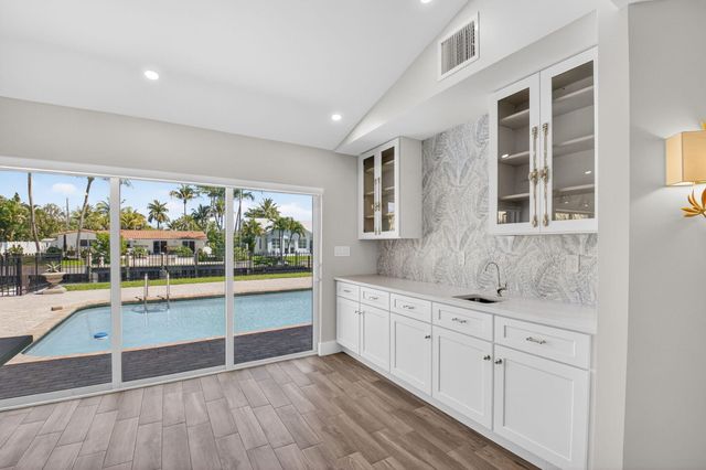 1254 SW 4th Court, Boca Raton, FL 33432