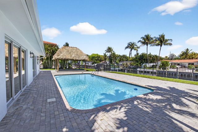 1254 SW 4th Court, Boca Raton, FL 33432