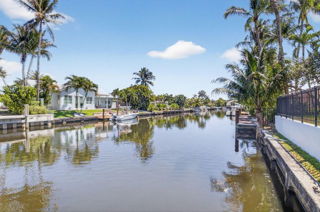 1254 SW 4th Court, Boca Raton, FL 33432