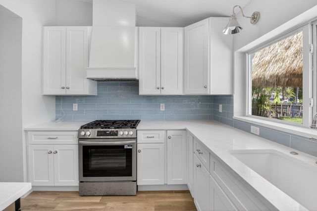 1254 SW 4th Court, Boca Raton, FL 33432