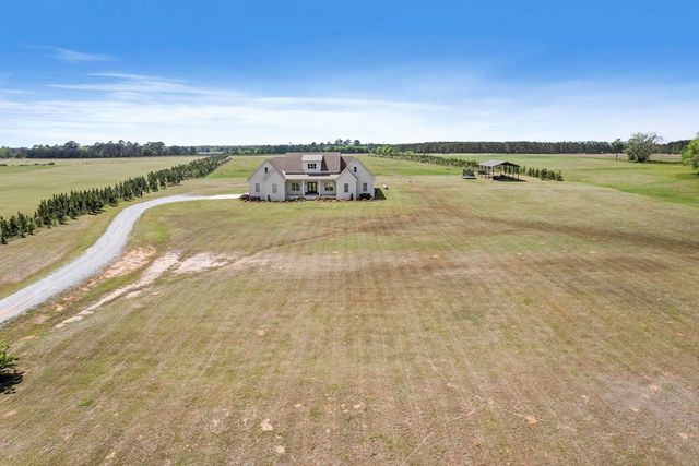 3546 County Road 13, Headland, AL 36345