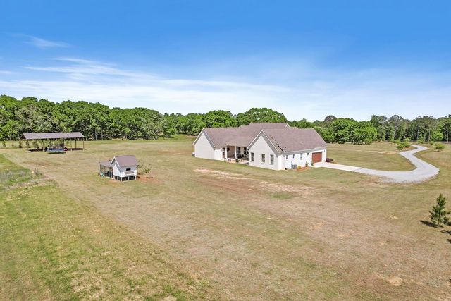 3546 County Road 13, Headland, AL 36345