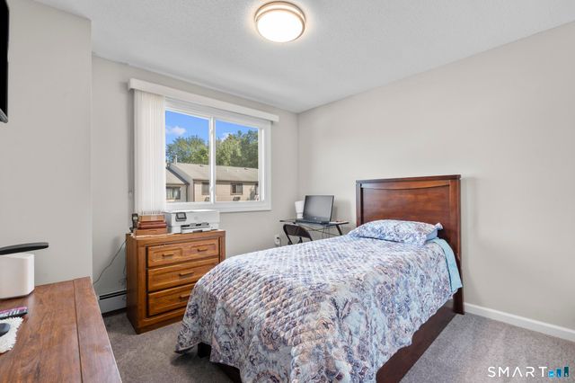 26 Dannys Way 26, Wallingford, CT 06492