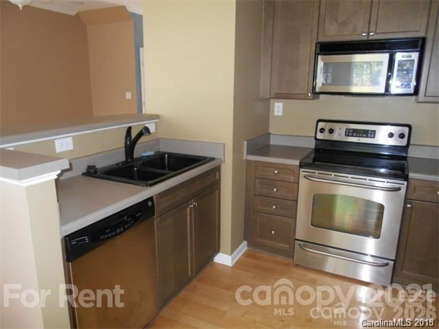 14006 Castle Abbey Lane, Charlotte, NC 28277