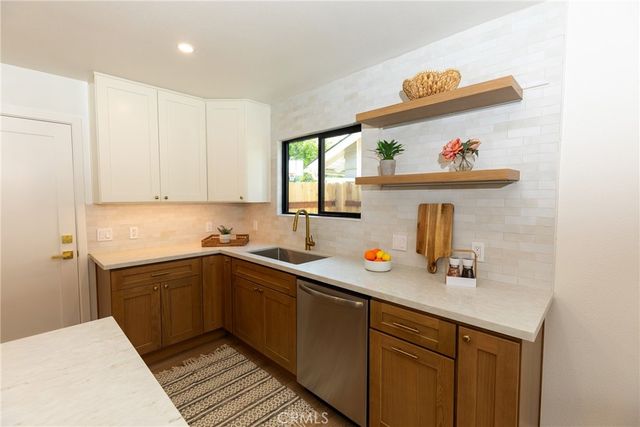740 N Fern, Orange, CA 92867