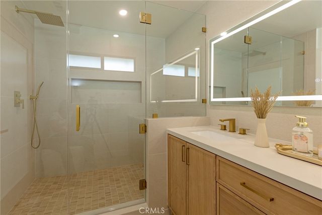 740 N Fern, Orange, CA 92867