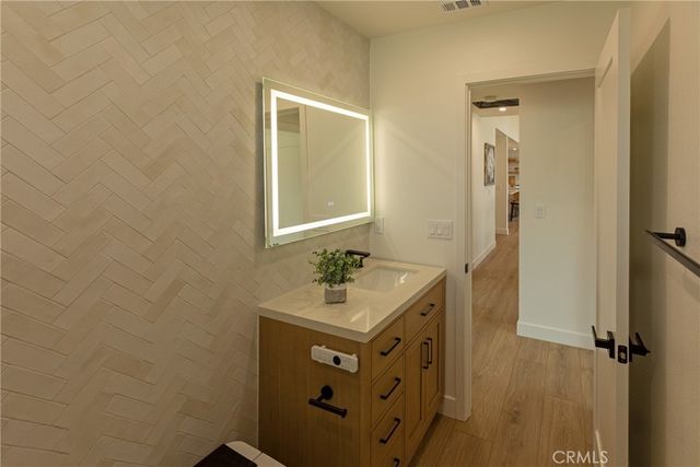 740 N Fern, Orange, CA 92867