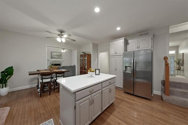 4532 SW Gull Point Drive, Lee's Summit, MO 64082