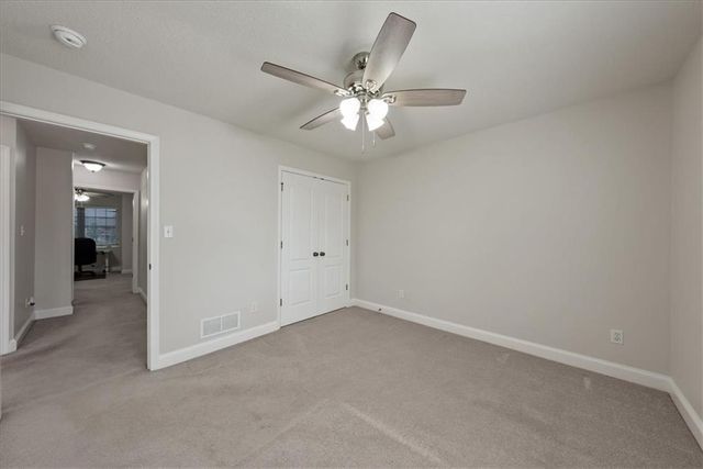 4532 SW Gull Point Drive, Lee's Summit, MO 64082