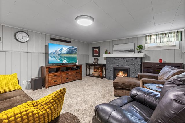 521 N Locust Rd, Spokane Valley, WA 99206
