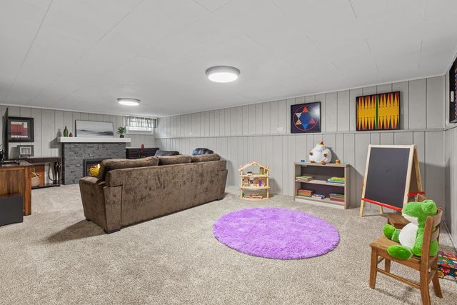 521 N Locust Rd, Spokane Valley, WA 99206