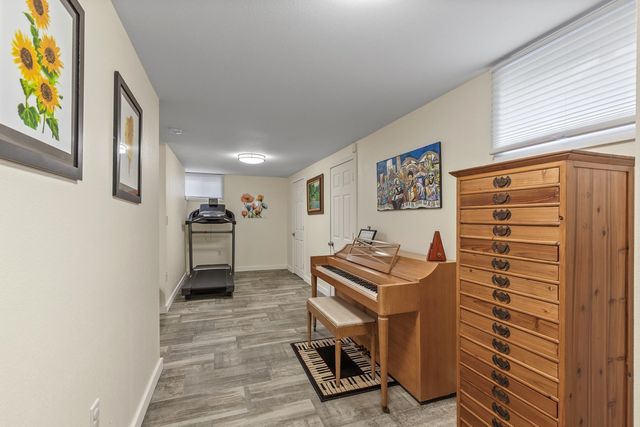521 N Locust Rd, Spokane Valley, WA 99206