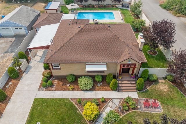 521 N Locust Rd, Spokane Valley, WA 99206