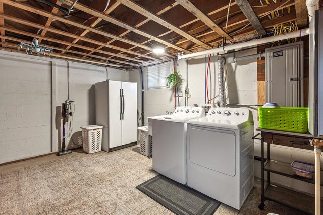 521 N Locust Rd, Spokane Valley, WA 99206