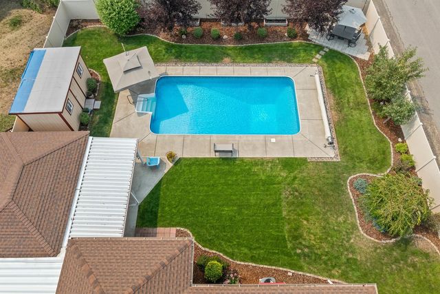 521 N Locust Rd, Spokane Valley, WA 99206